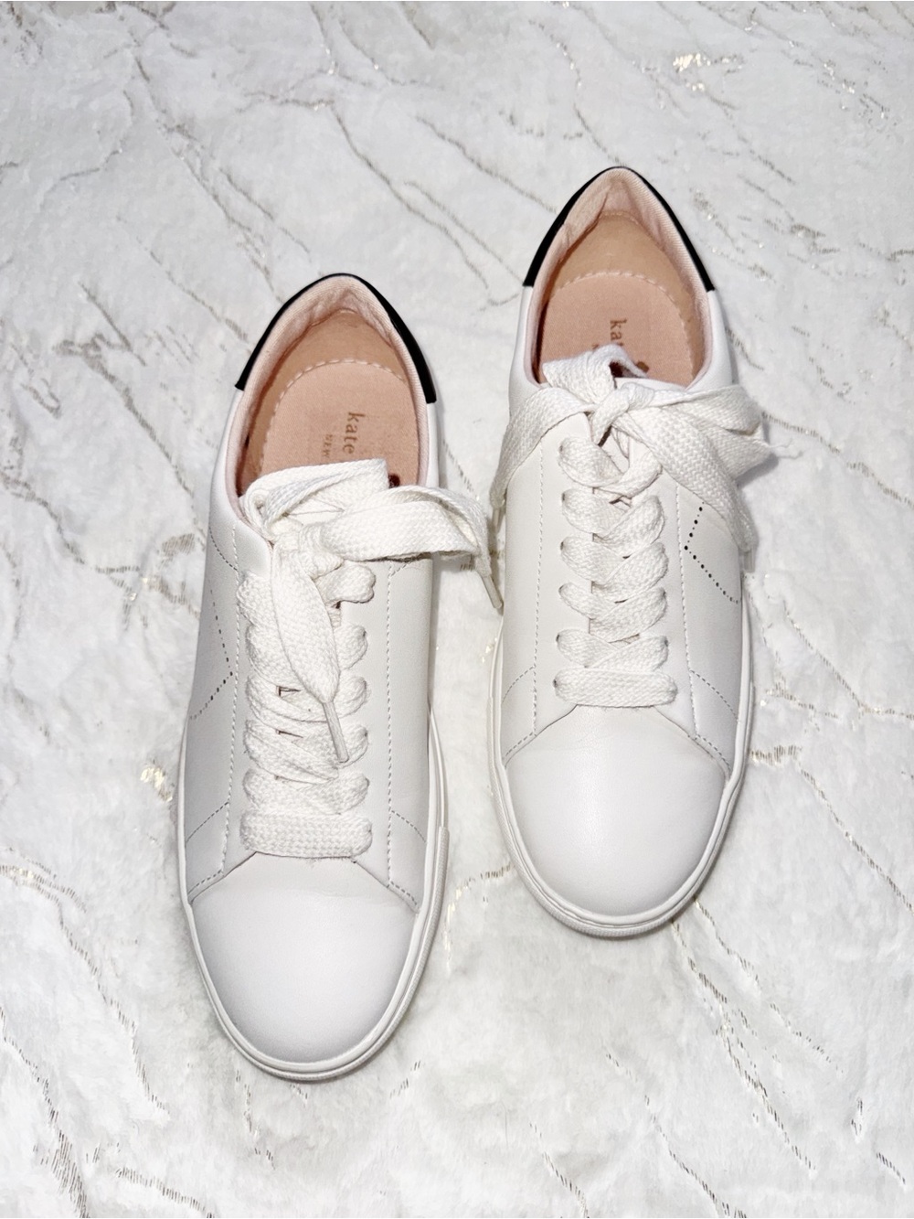 kate spade White Leather Low-Top Sneakers with Black Heel Tab Size 8.5B